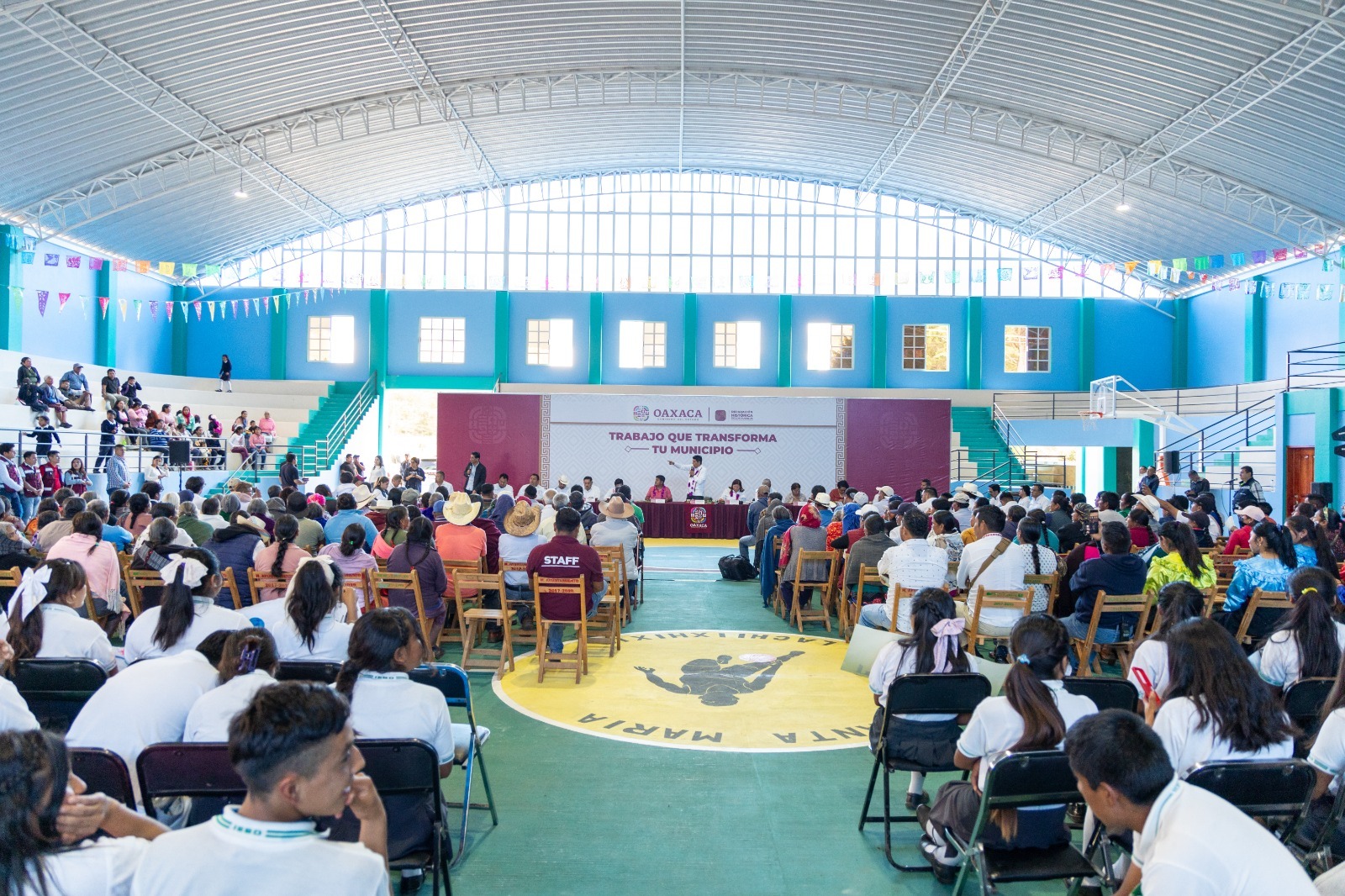 Desde territorio, atiende Gobierno de Oaxaca necesidades de Santa María Lachixío