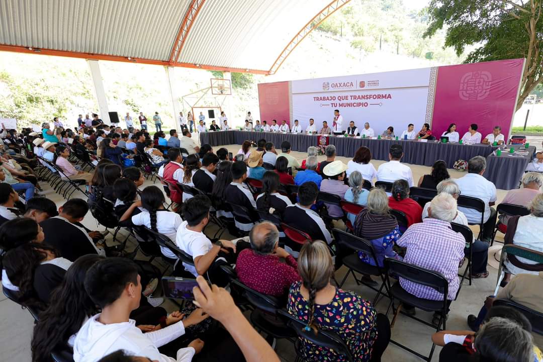 Combaten rezago histórico en San Juan Bautista Jayacatlán