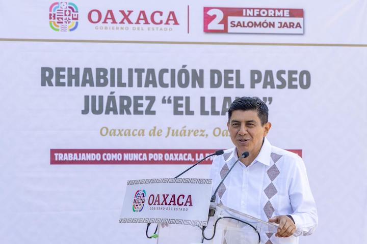 Entrega Gobierno estatal rehabilitación del Zócalo y El Llano al pueblo de Oaxaca