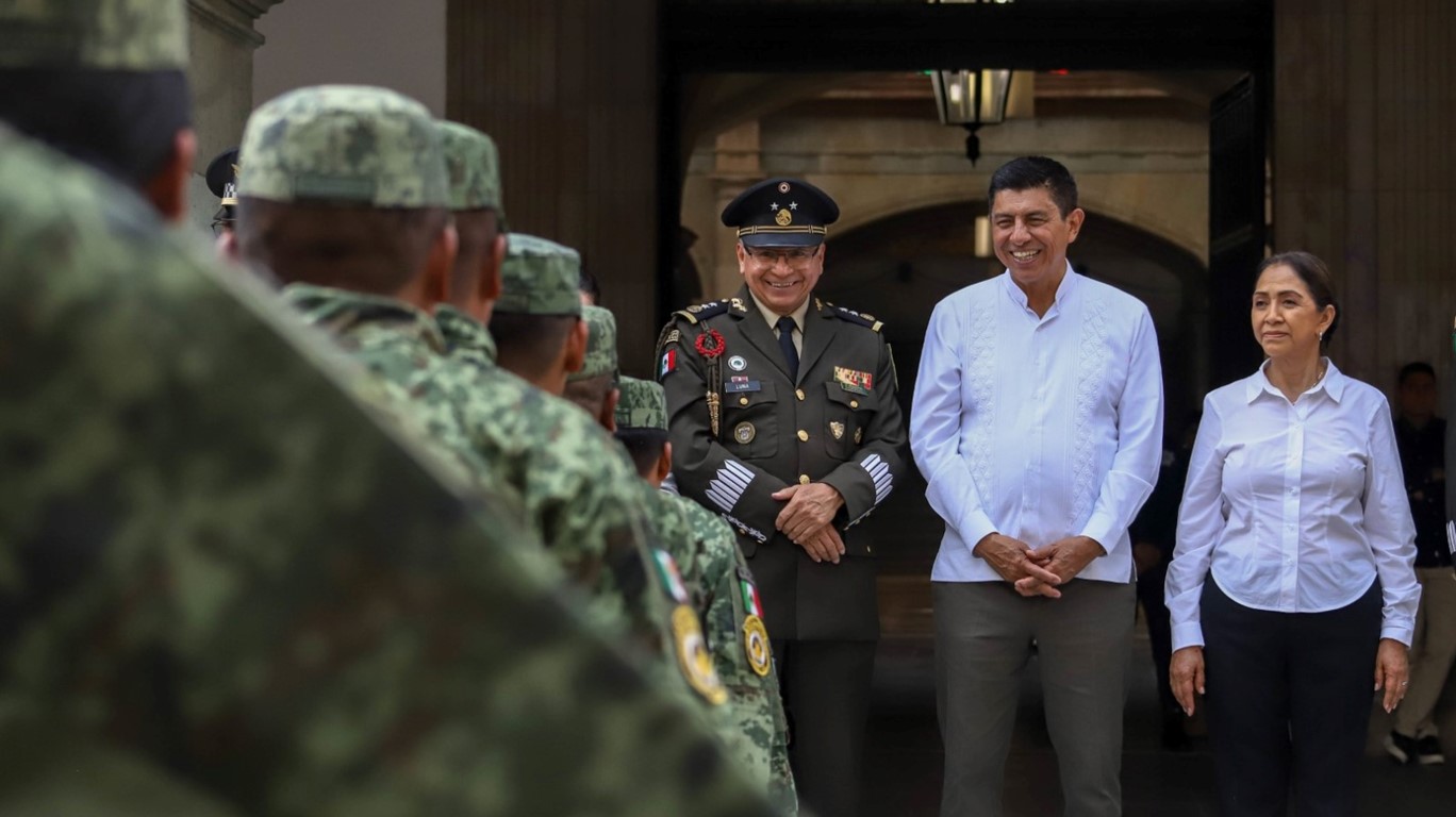 Encabeza Gobernador Salomón Jara ceremonia por el 114 Aniversario del inicio de la Revolución Mexicana